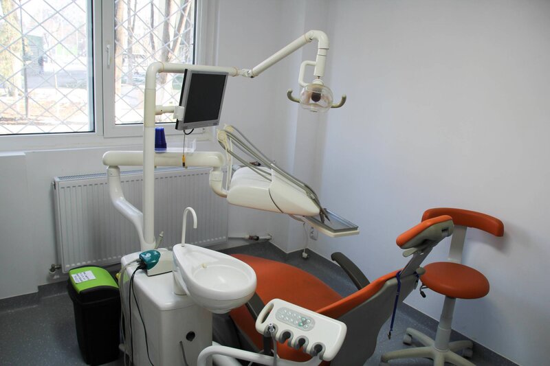 KirilovaDent, cabinet stomatologic non stop sector 6